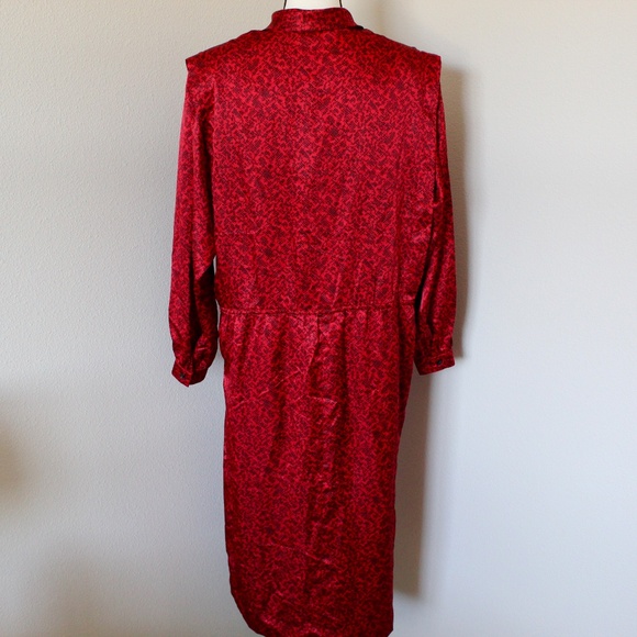 Vintage Red & Black Satiny Button Front, Tie-Neckline Long Sleeve Dress - Picture 8 of 10